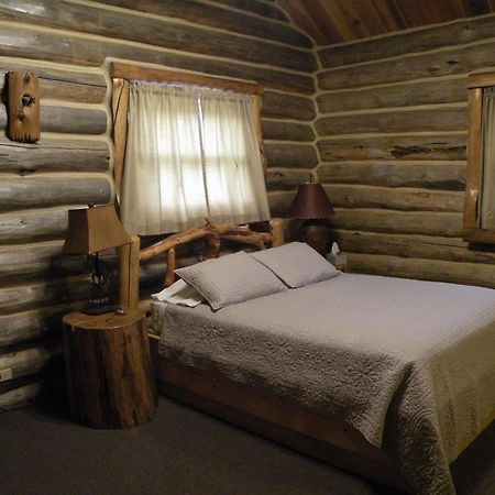 Gold Camp Cabins Custer Eksteriør bilde