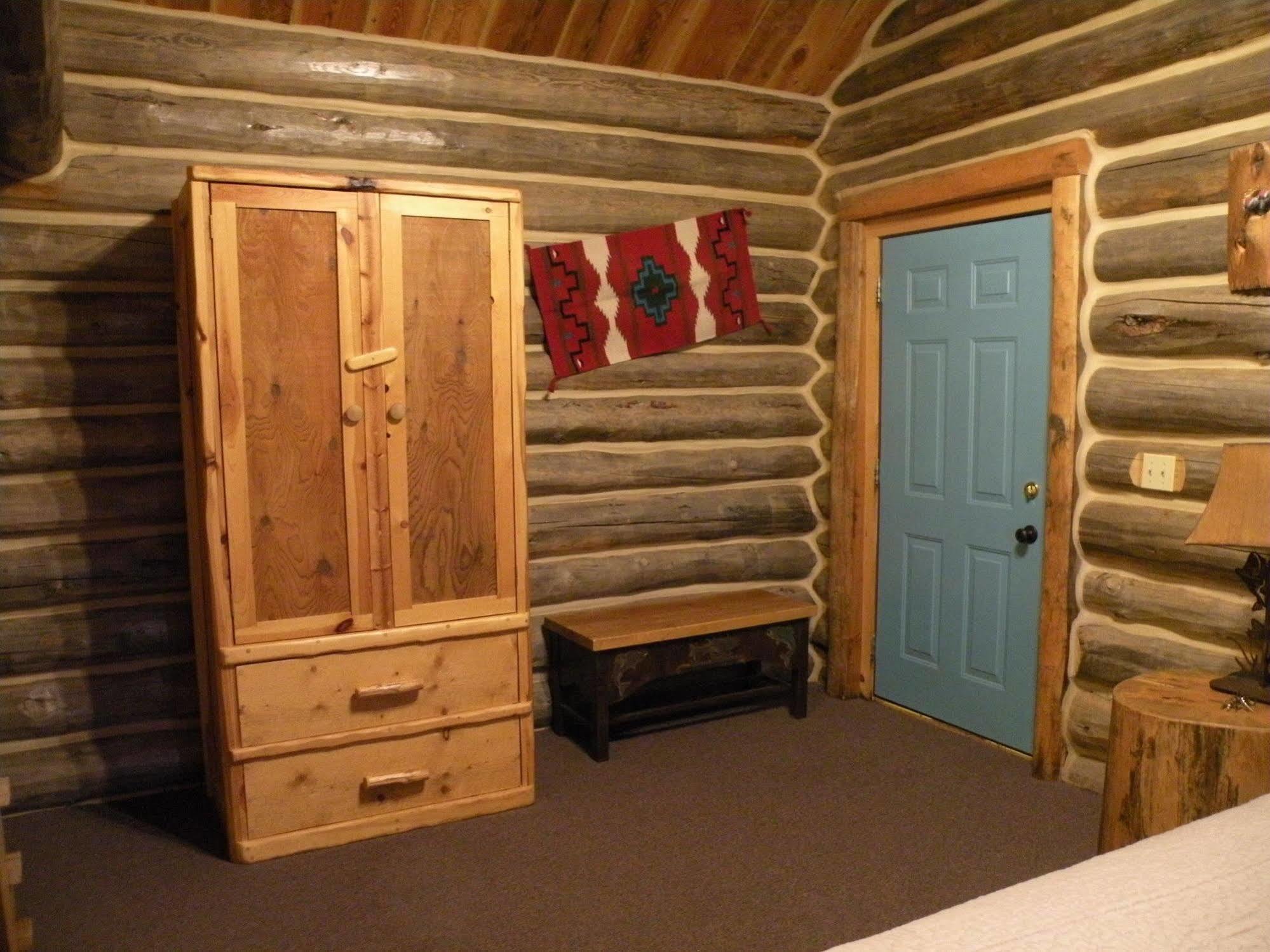 Gold Camp Cabins Custer Eksteriør bilde